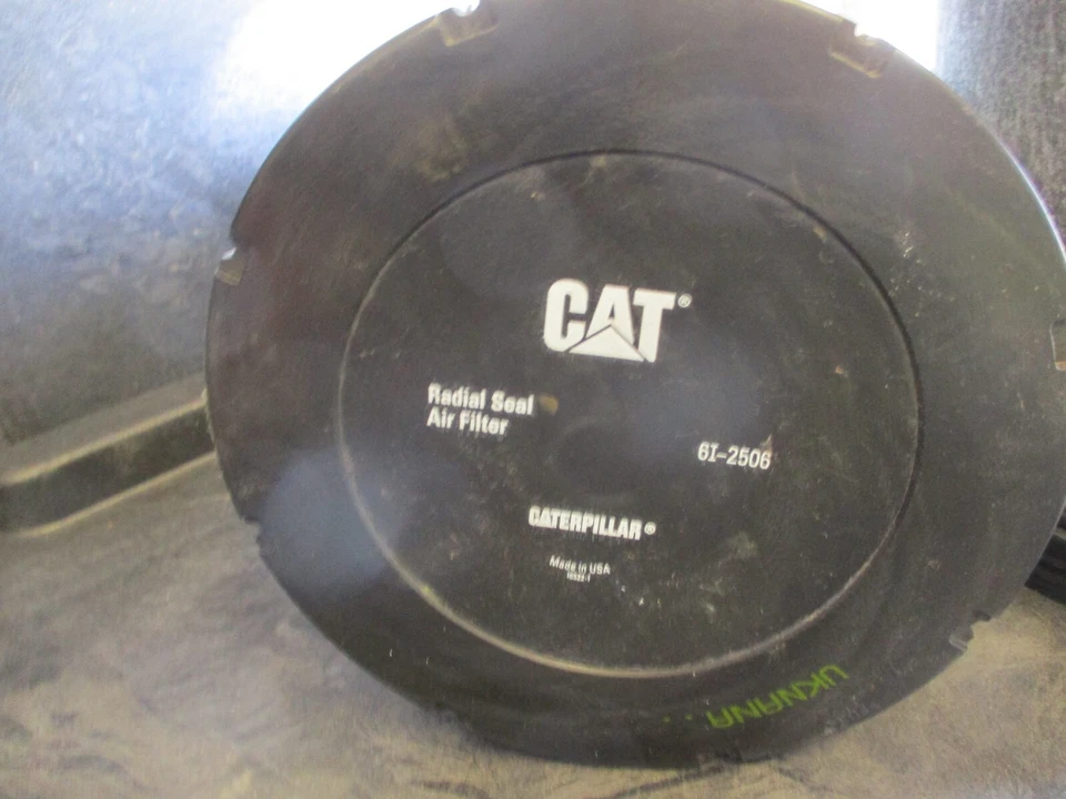 Genuine OEM Caterpillar 6I-2506 Radial Seal Air Filter - Image 2 of 3