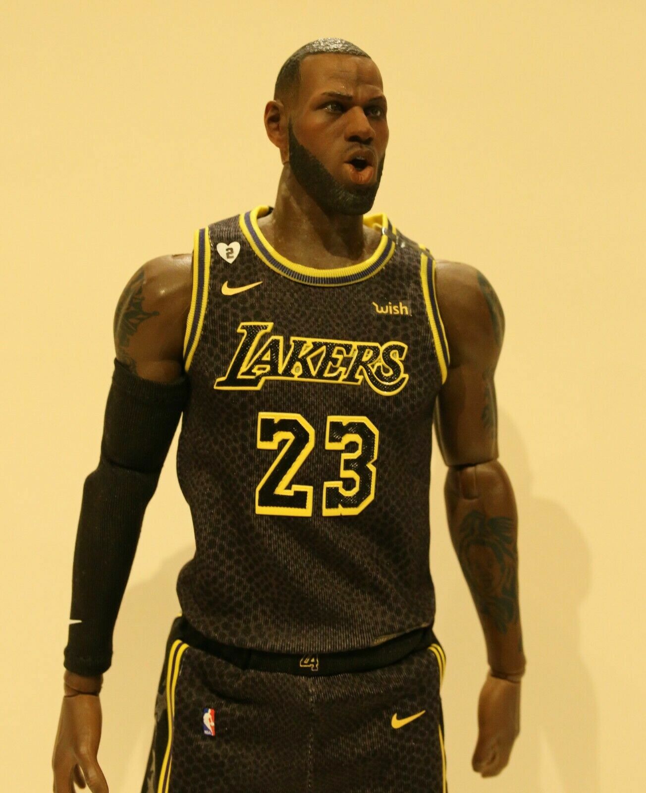 black mamba jersey lebron