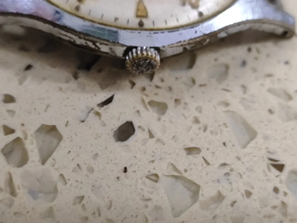 Movimiento Doxa Antimagnético 1942 Vintage cal 1147 36 mm Funcionamiento Necesita servicio Foto 3 de 4