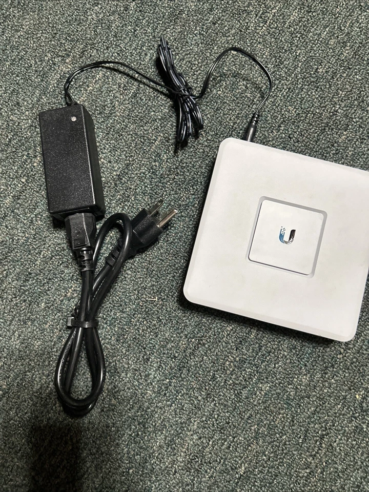 Unifi Security Gateway - Image 2 of 3