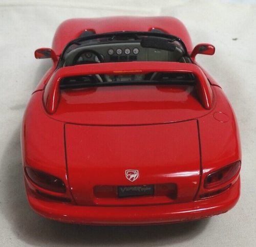 Burago Dodge Viper RT/10 1:18 - Imagen 4 de 8