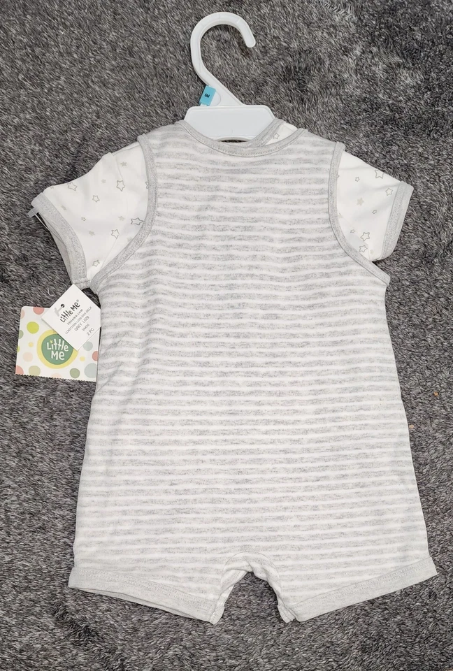 NUEVO Conjunto de 2 piezas Little Me Baby Boy Mameluco Gris Mono y Camiseta 6 M Foto 2 de 4