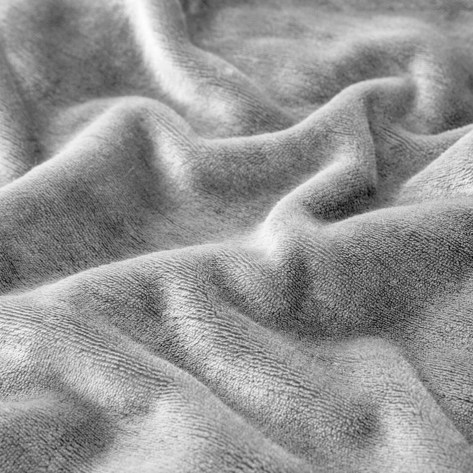 Large Sherpa Fleece Blanket 400 Gsm Super Soft Reversible Warm Sofa Bed Throws - Image 4 of 4