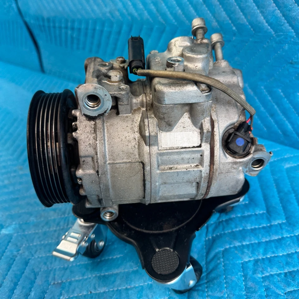 06-12 BMW 330 e90 A/C Compressor 6452 6956716-03 Fabricante de Equipamento Original - Imagem 4 de 4