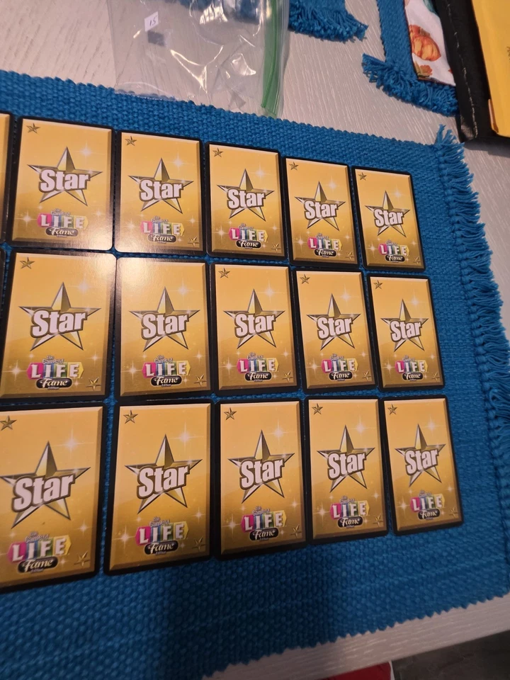 THE GAME OF LIFE FAME EDITION REPLACEMENT STAR CARDS - Image 3 of 4