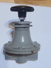 ITT CONOFLOW GH10XTHCXXXD G87 REGULATOR 0-35PSI 1/4NPT