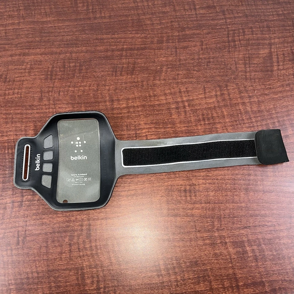 OEM Belkin Universal Armband For Smartphones 5.5" iPhone 8 Plus/7Plus/6 Plus - Image 2 of 4