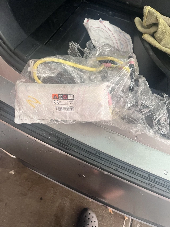 Airbags asiento trasero izquierdo lexus rx 350 Foto 2 de 3