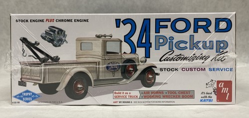 AMT 1934 Ford Pickup Truck 3 in 1 Customizing 1/25 Model Kit AMT1120/12 - SEALED - Picture 2 of 4