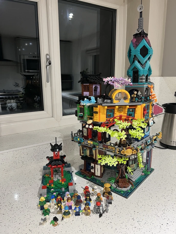 LEGO 71741 NINJAGO City Gardens, photo 1 of 5