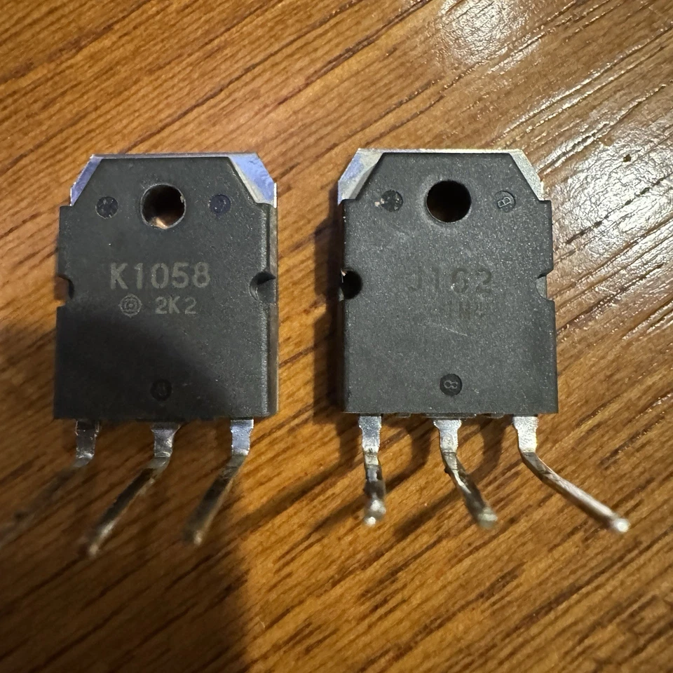 HITACHI 2SJ162 & 2SK1058 ORIGINAL PULLED AUDIO OUTPUT TRANSISTORS (PAIR) - Image 2 of 4