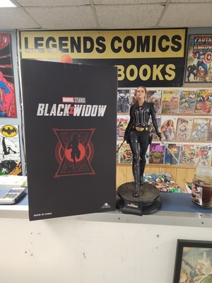 Queen Studios Black Widow 1/4 Scale Statue. Black Suit Version