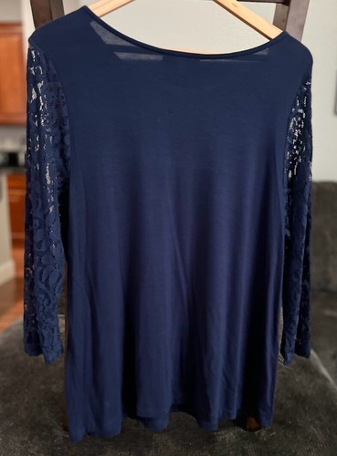 Lane Bryant Top sz:14/16 Navy Blue, 3/4 Lace Sleeve *NEW WITH TAGS NEVER USED* - Picture 2 of 9