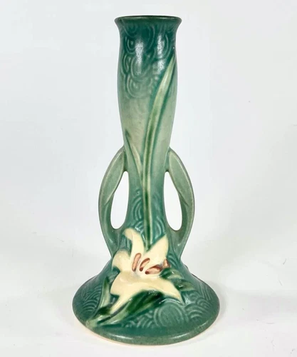 Roseville Pottery Green Zephyr Lily Bud Vase 201-7-Collector's Item