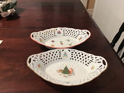 Pair of Eschenbach German Porcelain Christmas Dishes