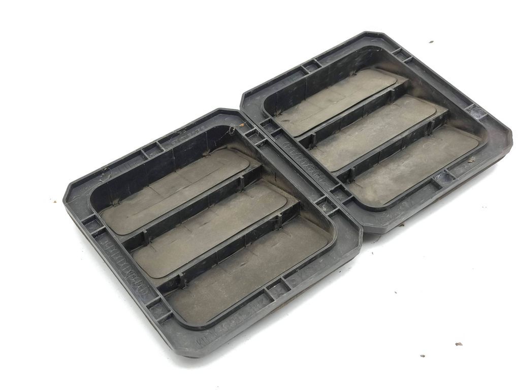 Mazda CX-5 II 2019 Rear Body Ventilation Grill Set KB7W51921