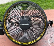 12" High Velocity Metal Industrial Floor Fan 30 Hours Battery Operated Fan mint