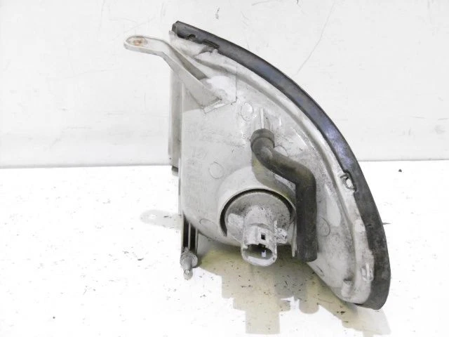 CLIGNOTANT AVANT DROIT Hyundai Accent II/Excel II/Pony 1999 9230222211 - Immagine 2 di 2