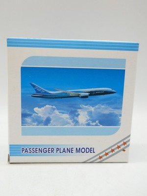 ca 1:400  Passenger Plane Modell  / Airbus A 340 - Chemetall -- Werbemodell