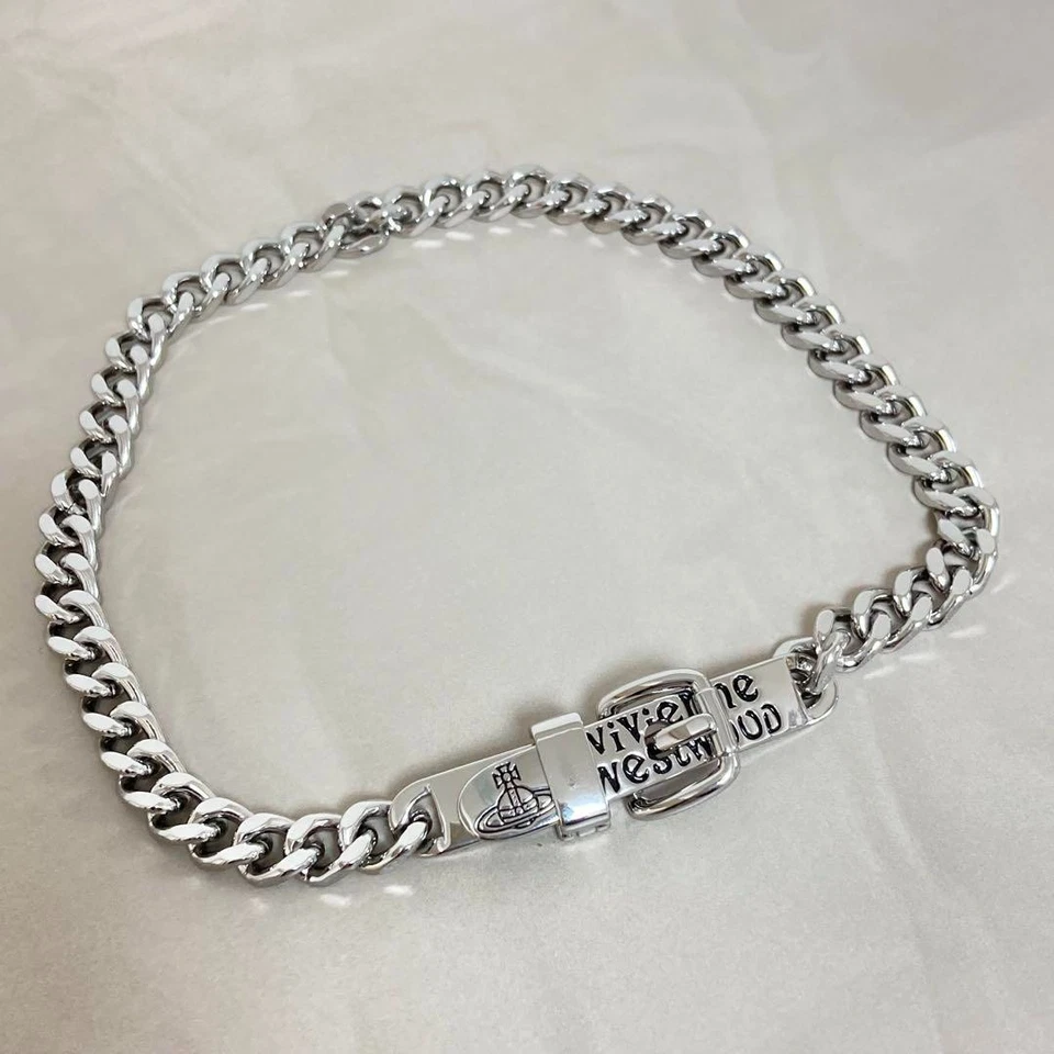 Collar gargantilla Vivienne Westwood en plata y menta Foto 2 de 4