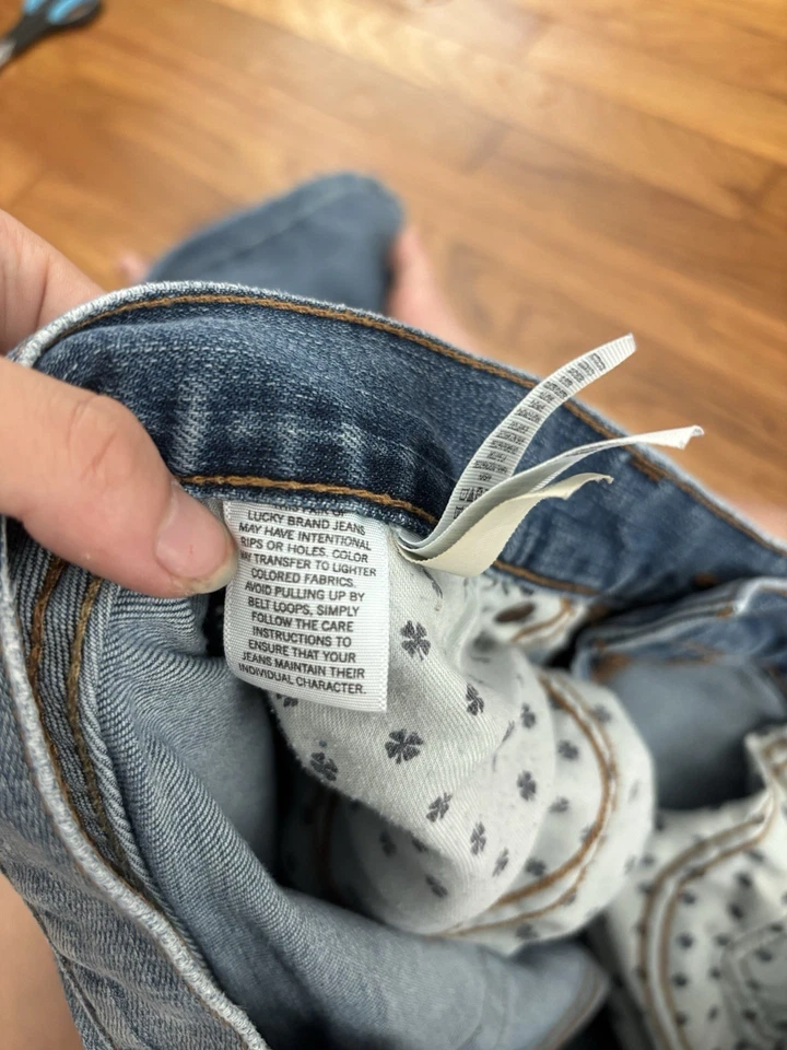 Pantalones de mezclilla rectos originales Lucky Brand 221 azul para hombre, lavado medio, 32x30 Foto 4 de 4