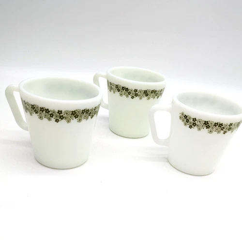 Set of 3 Vtg PYREX Corning Coffee Cups Mugs Spring Blossom Crazy Daisy D Handle