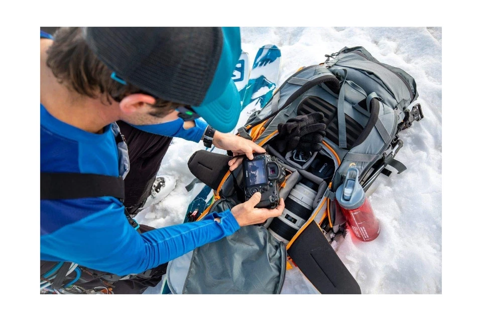 Lowepro Powder Backpack 500 AW – Midnight Blue/Horizon Bluenge (LP37231-PW - Image 4 of 4