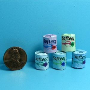 muñecas con rollos de papel higienico