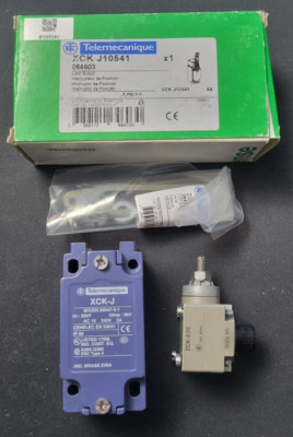 TELEMECANIQUE Schneider Electric Endschalter XCK J101541 064603 NEU OVP  komplet