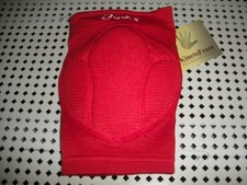 Asics Kineto foam Wrestling Knee Pad in Small/Medium Color Red