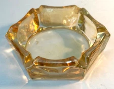 VINTAGE CARNIVAL GLASS OCTAGON SHAPED ASHTRAY PEACH COLORED 6 SLOTS