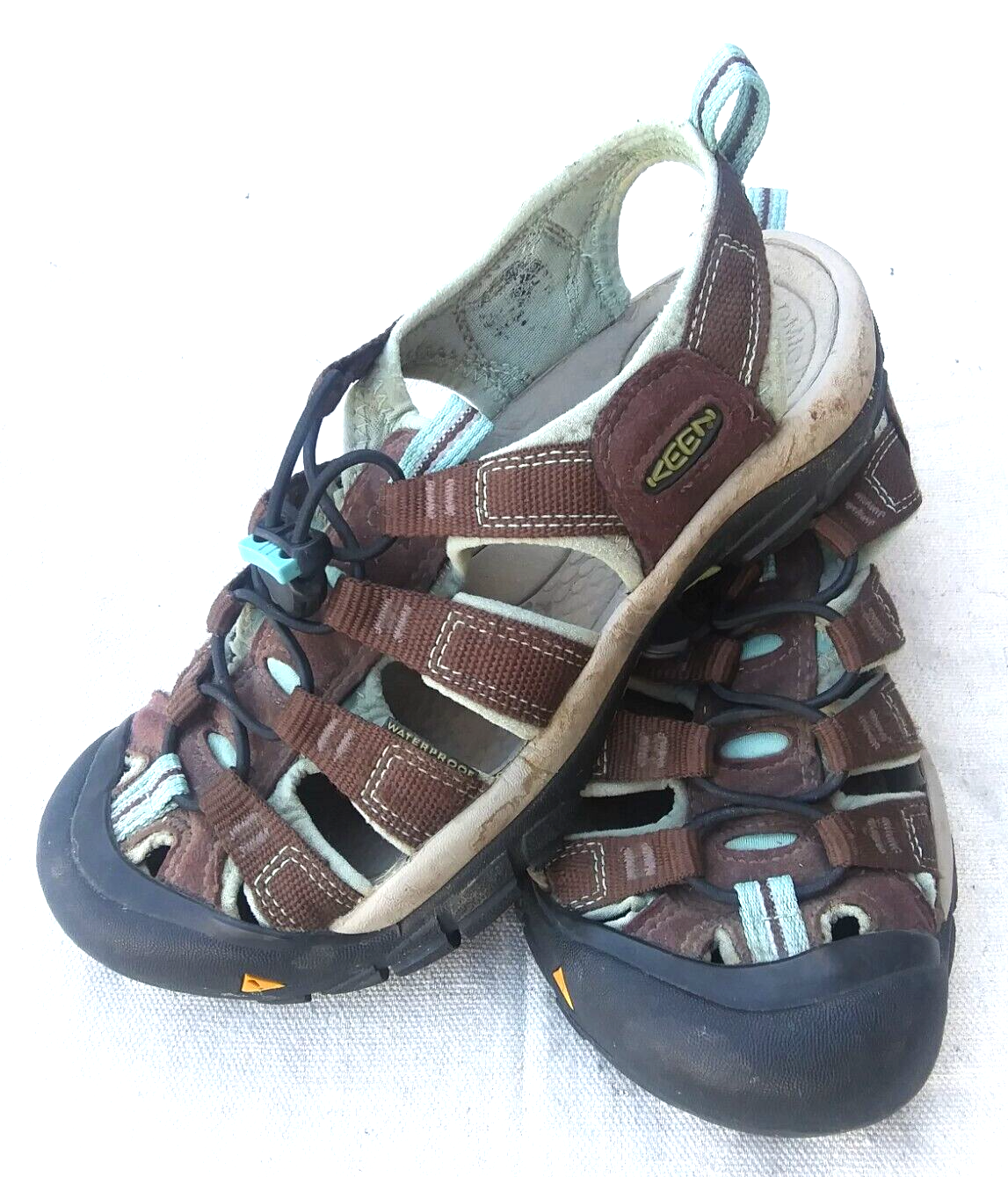 Scarpe da donna marroni Keen Newport taglia 6 1 2 impermeabili escursionismo outdoor