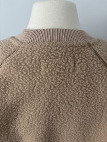 Felpa pullover girocollo Everlane grande kaki marrone nuovo pile raglan - Foto 5 di 12
