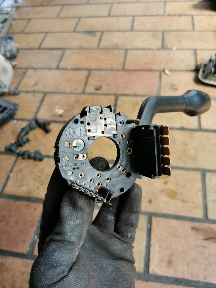 Originale Seat Ibiza II 6K Leva Comando Indicatori di Direzione Interruttore - Immagine 4 di 4