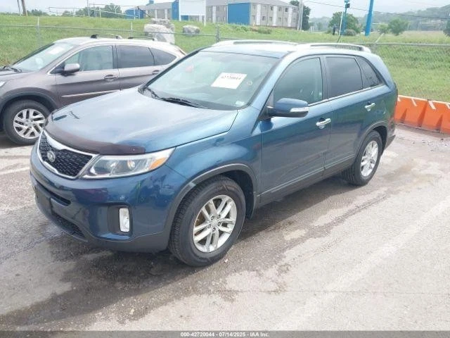 Used Hood fits: 2015 Kia Sorento  Grade A Foto 2 de 4
