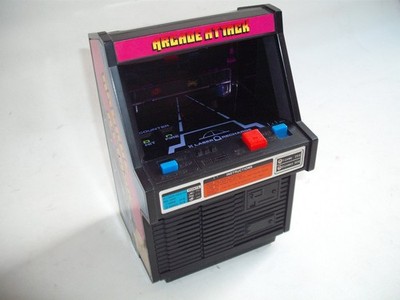 TOMY Arcade Attack. Very rare and technical in excelent condition! All complete!