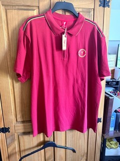 Liverpool FC Adults Red Polo shirt. XL. New With tags