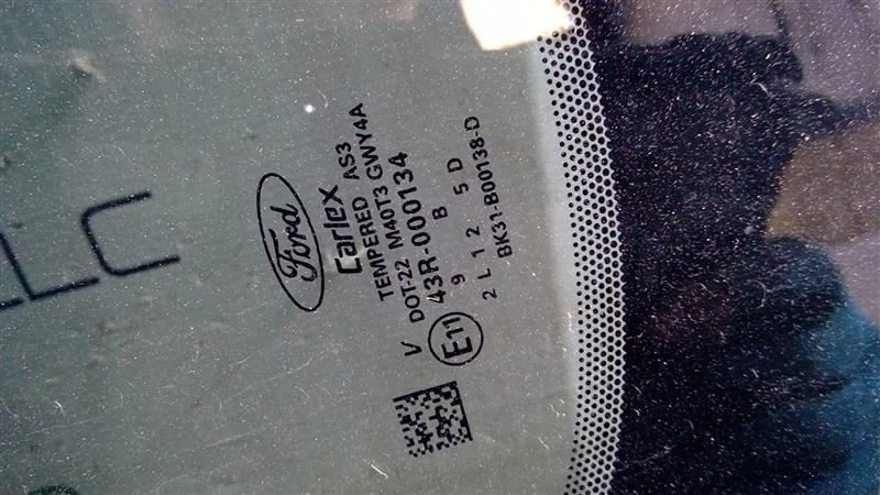 ЛЕВАЯ ЧЕТВЕРТЬ СТЕКЛА СО СТОРОНЫ ВОДИТЕЛЯ 2017–2020 FORD TRANS 350 BK31-B00138-D - Изображение 2 из 4