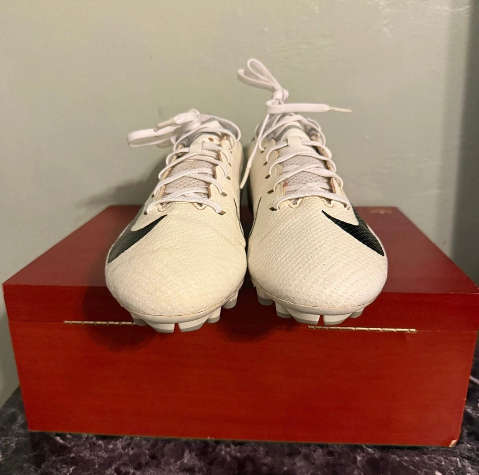 Nike Vapor Carbon Untouchable Speed 3 TD P Football Cleats White/Gray Size 9.5 - Image 3 of 4