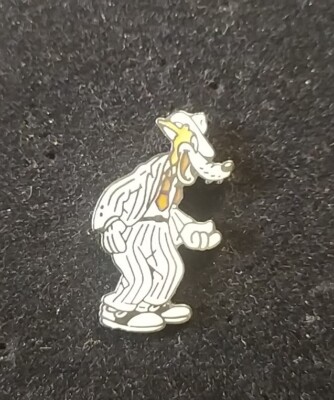 Pin's, Tex Avery, Démons & Merveilles, Droopy fait du stop