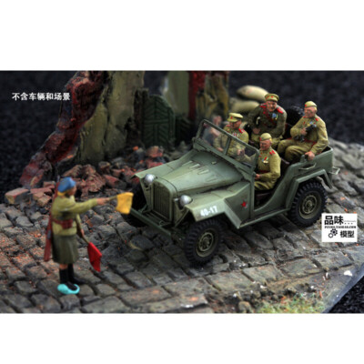 1/72 Sowjetischer fahrzeuggebundener Offizier+Inspektion Soldatin 5 person Model