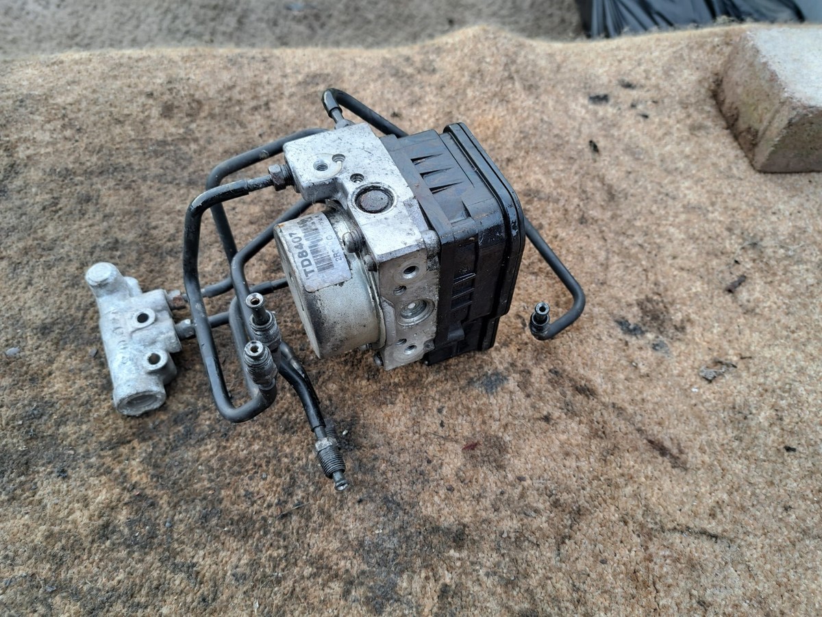 2014 HONDA FORZA 300 NSS300 MK1 ABS PUMP UNIT GWO | eBay