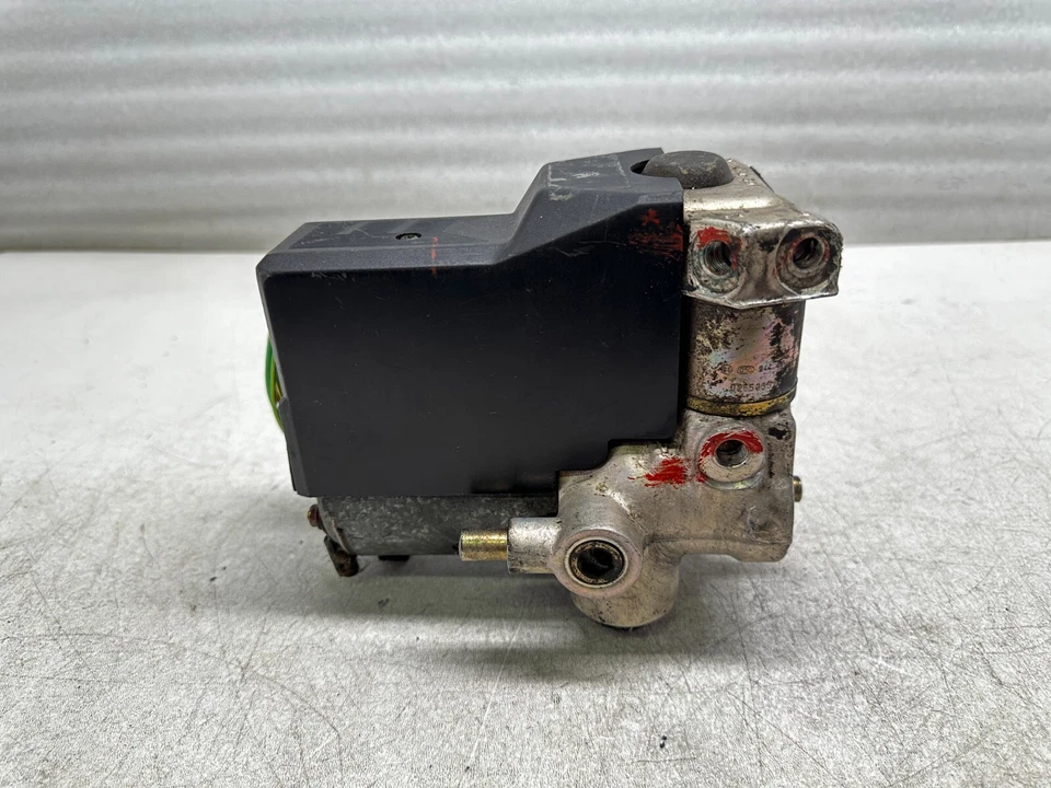 P408194 1986 - 1995 梅赛德斯 R129 300SE 500SL 300SL 190E 300E ABS 防锁制动器 — 第 4/4 张图片