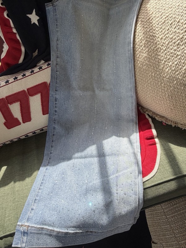 C Denim Women's Mid-Rise Wide-Leg Light Wash Blue Denim Jeans Size 16