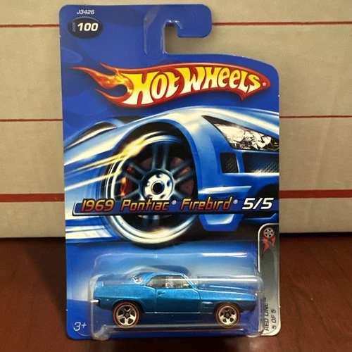 Hot Wheels 1969 Pontiac Firebird Red Line 2005 #100 Card Doesn’t Lay Flat See Pi