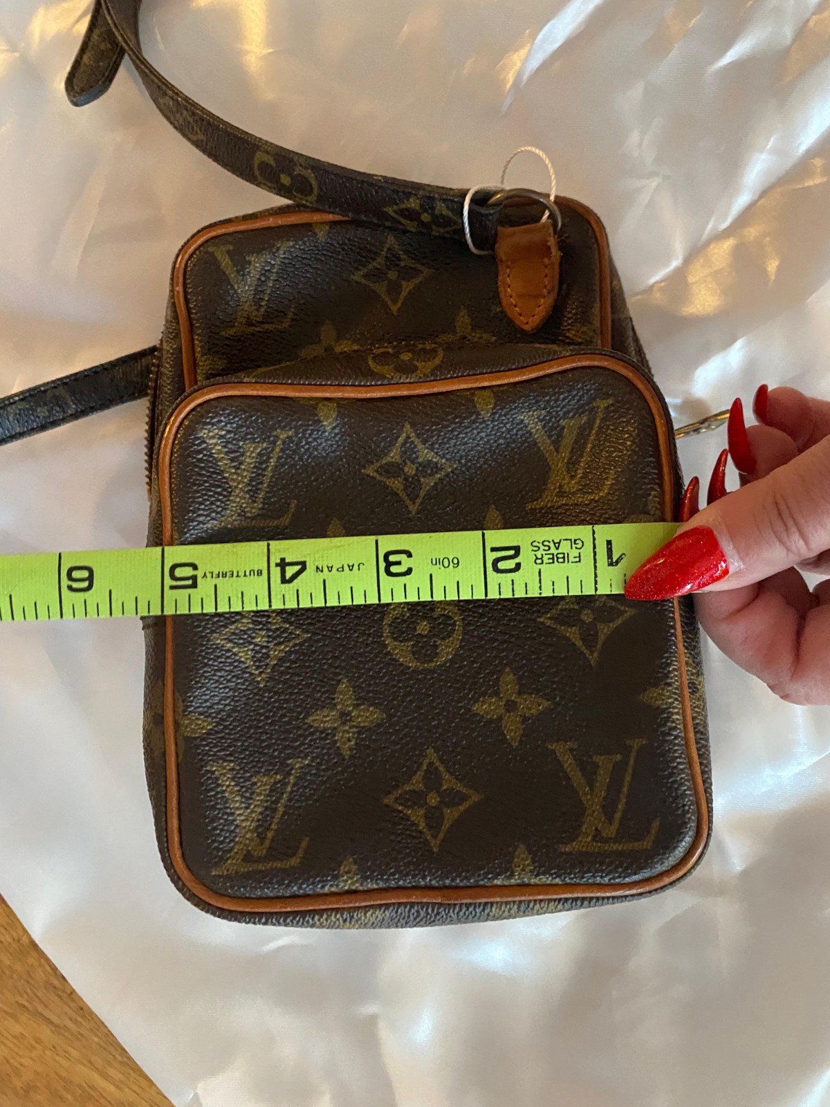 GUC Louis Vuitton Authentic Vintage Monogram Amazone Crossbody Shoulder Bag! thumbnail 4