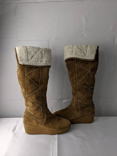 Michael Kors Crosby Suede Sherpa Lined Knee High Wedge Boots Womens Size 9 - Picture 2 of 7