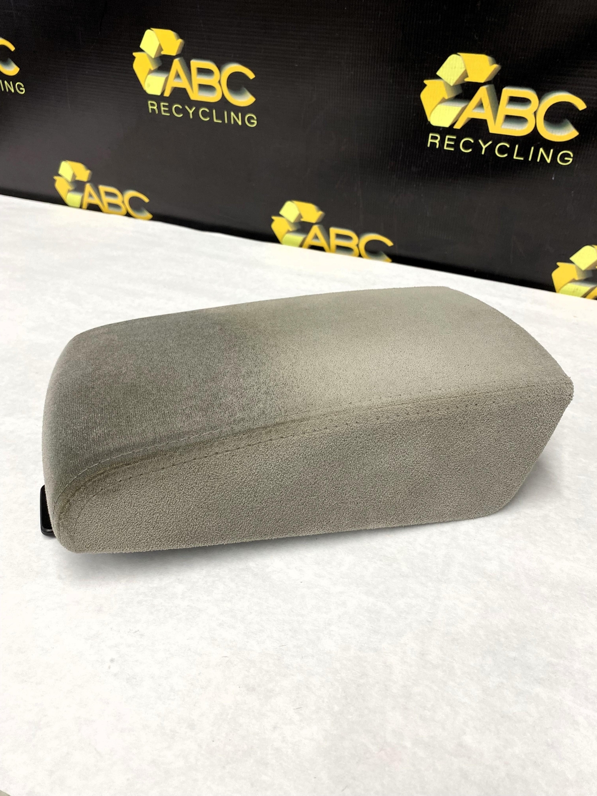 2005 Nissan Altima Center Console Lid Armrest Assembly Gray eBay