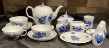 18 PCS ROYAL COPENHAGEN BLUE FLOWERS BRAIDED TEAPOT N TEA TILE CUPS SAUCERS PLUS
