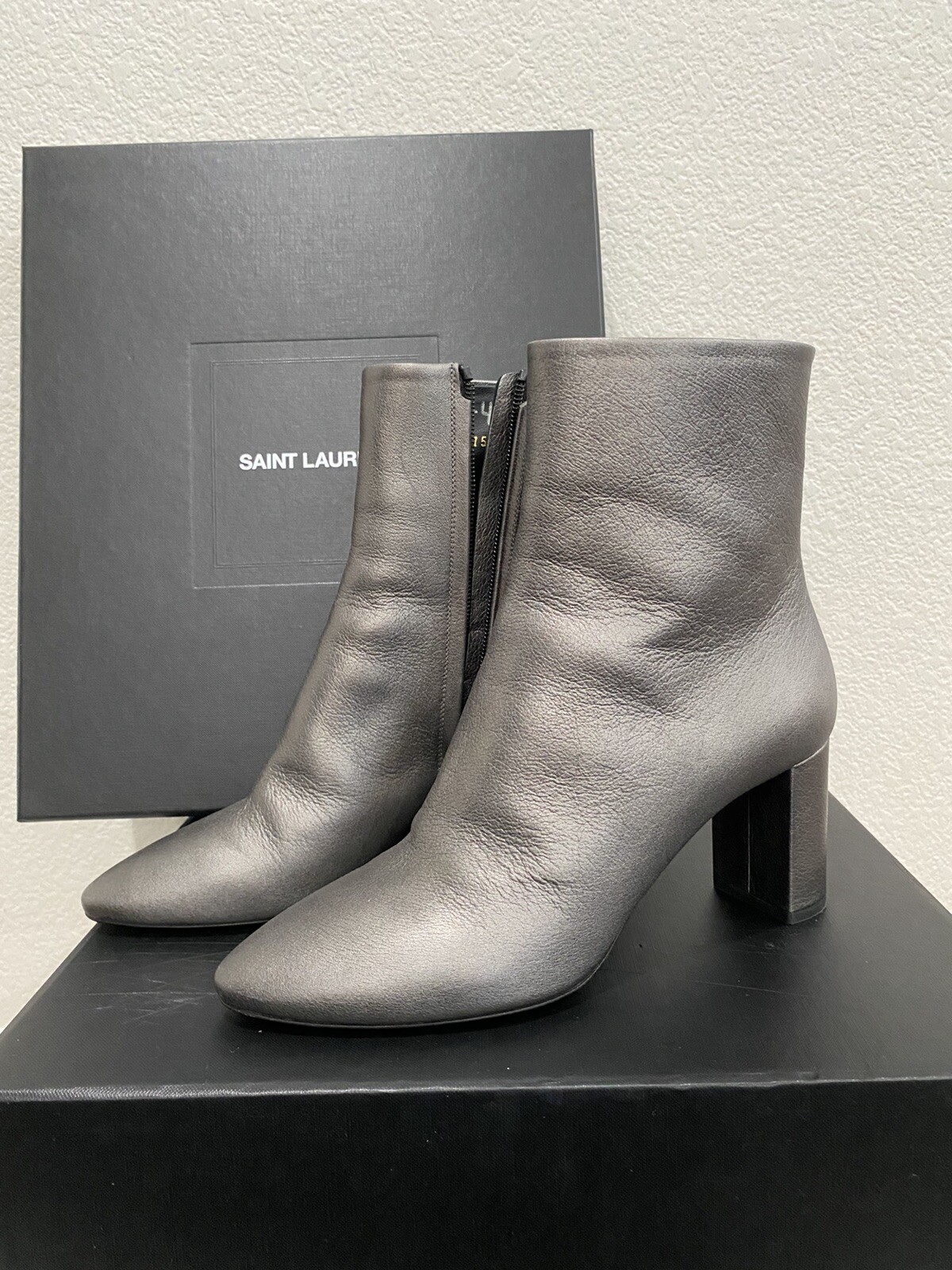 SAINT LAURENT Stivaletto YSL grigio canna di fucile con zip Lou